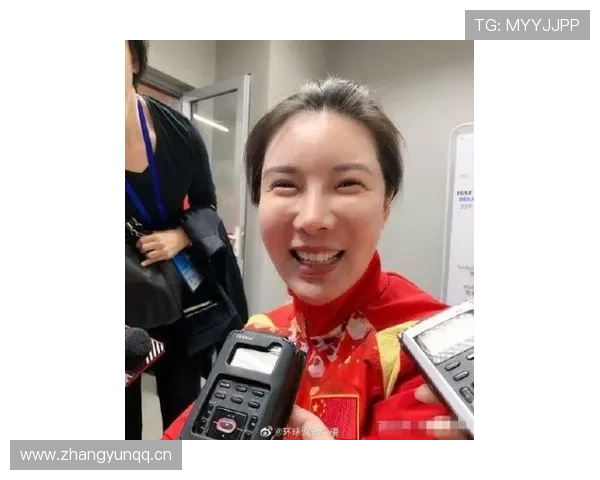 杜丽买包比我一年工资都多，这日常咋过啊？