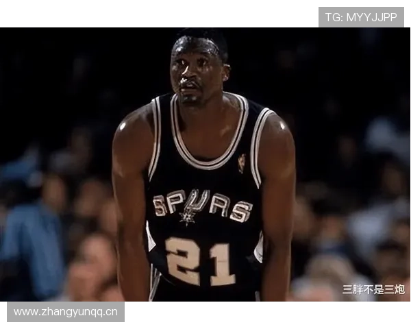 多米尼克·威尔金斯关键时刻无球跑位提升得分爆发力