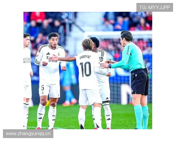 贝林厄姆对阵不同联赛球队的表现差异及环境影响解析